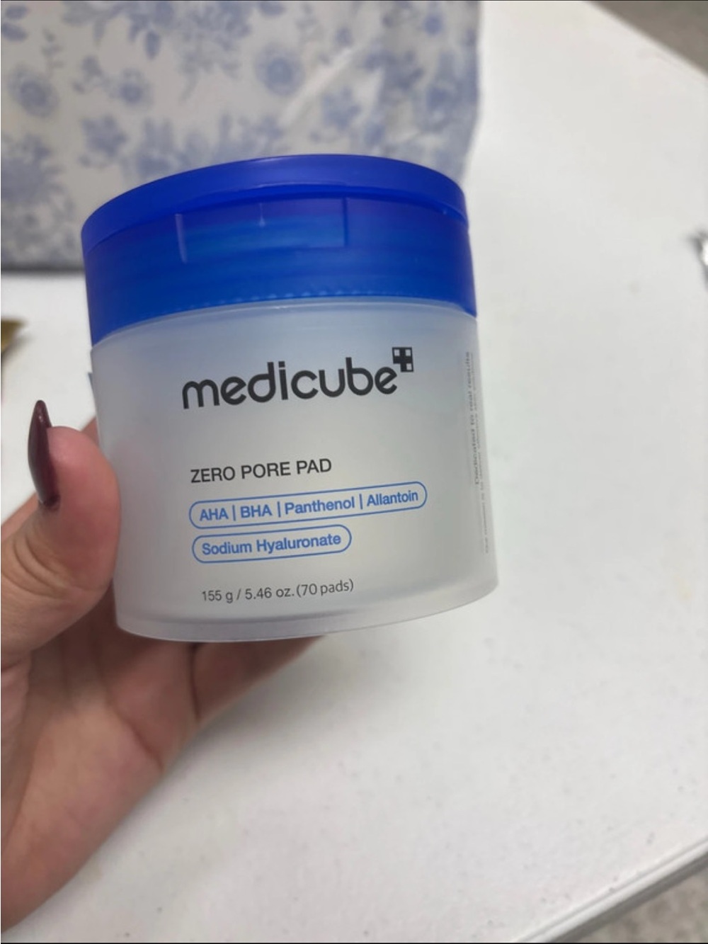 Medicube Zero Pore Pad - Blue / White